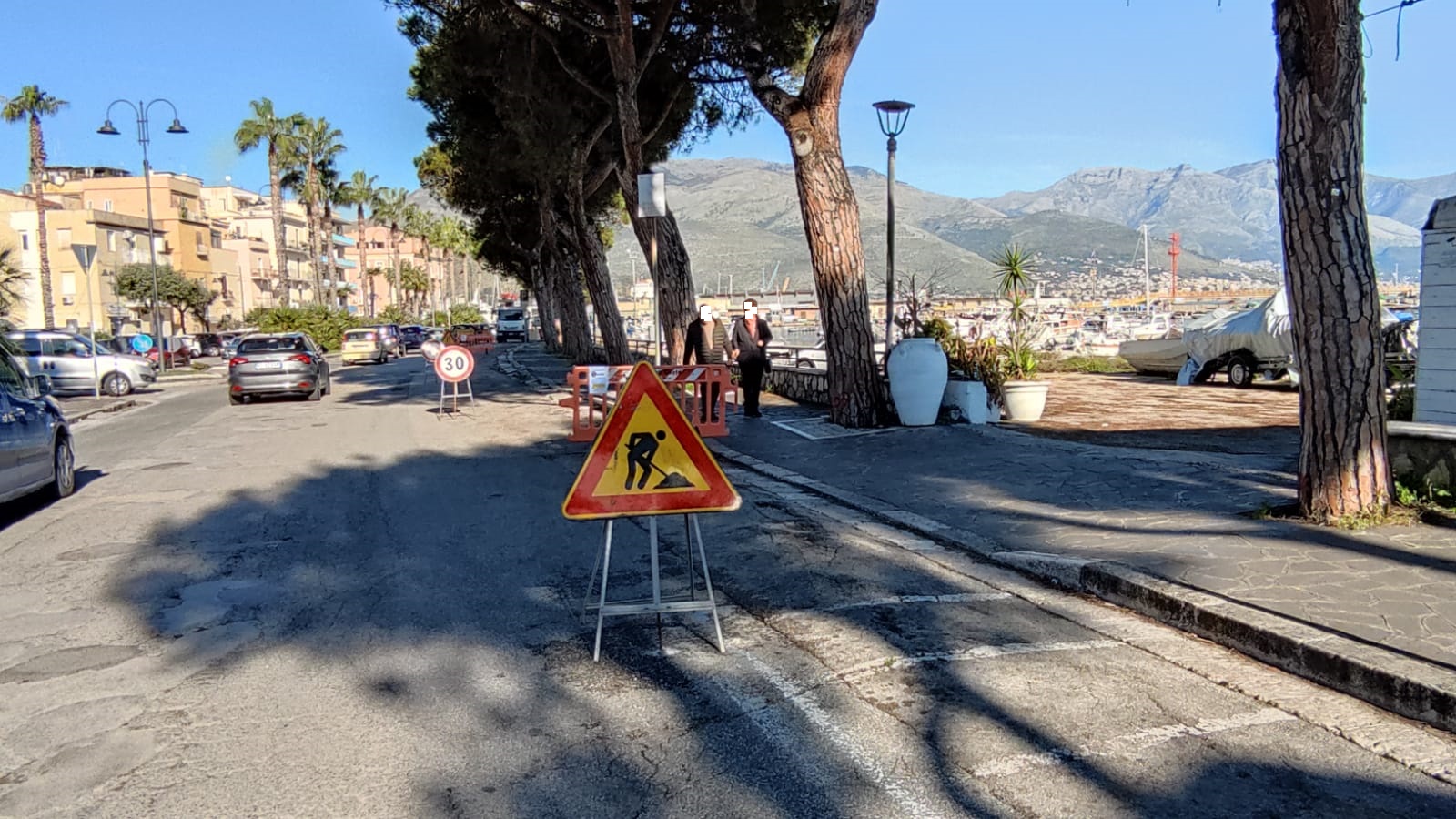Al via i lavori di riqualificazione di un tratto del lungomare Caboto (zona Peschiera). Sindaco Leccese:«La riqualificazione della città ci vede s... Al via i lavori di riqualificazione di un tratto del lungomare Caboto (zona Peschiera). Sindaco Leccese:«La riqualificazione della città ci vede s...