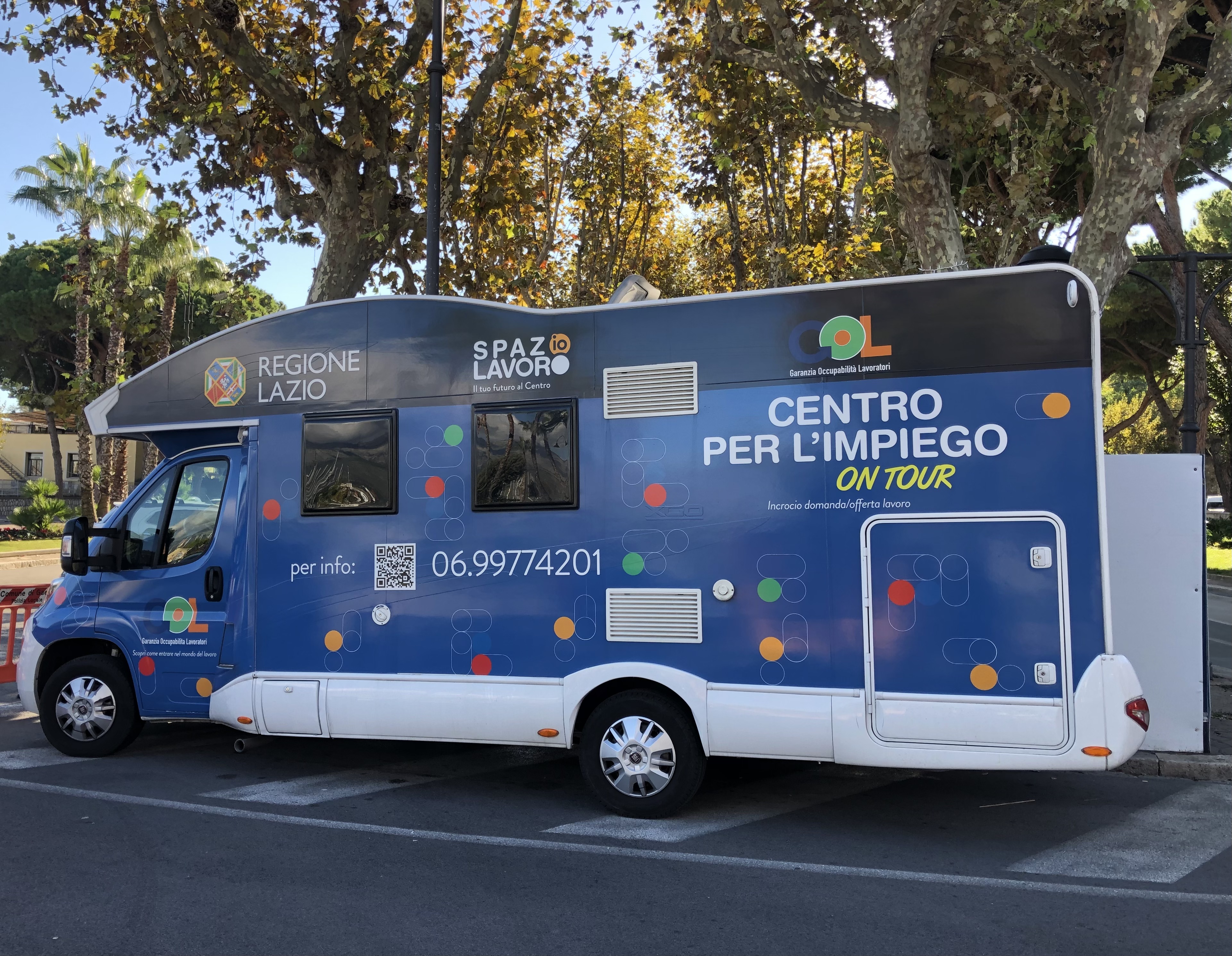 Arriva a Gaeta il camper del "Centro per l'Impiego On Tour"