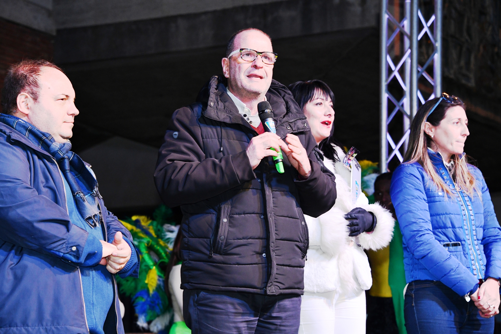 Carnevale a Gaeta, un esordio da applausi! Grande emozione in piazza per il Volo dell'Angelo!