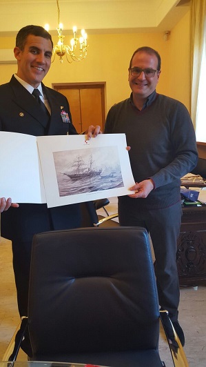 Città di Gaeta - Comunità americana ...un'amicizia che si rinnova     Il Sindaco Mitrano incontra il Comandante Uss Mount Whitney Sardiello