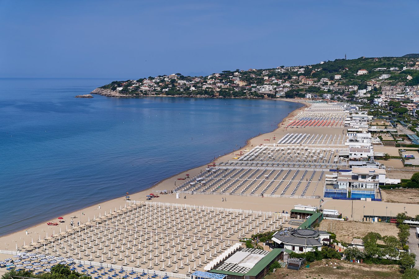Gaeta, concessioni balneari: le nuove gare segneranno un‘importante sviluppo sociale ed economico per la Città. Le considerazioni del sindaco Leccese. Gaeta, concessioni balneari: le nuove gare segneranno un‘importante sviluppo sociale ed economico per la Città. Le considerazioni del sindaco Leccese.