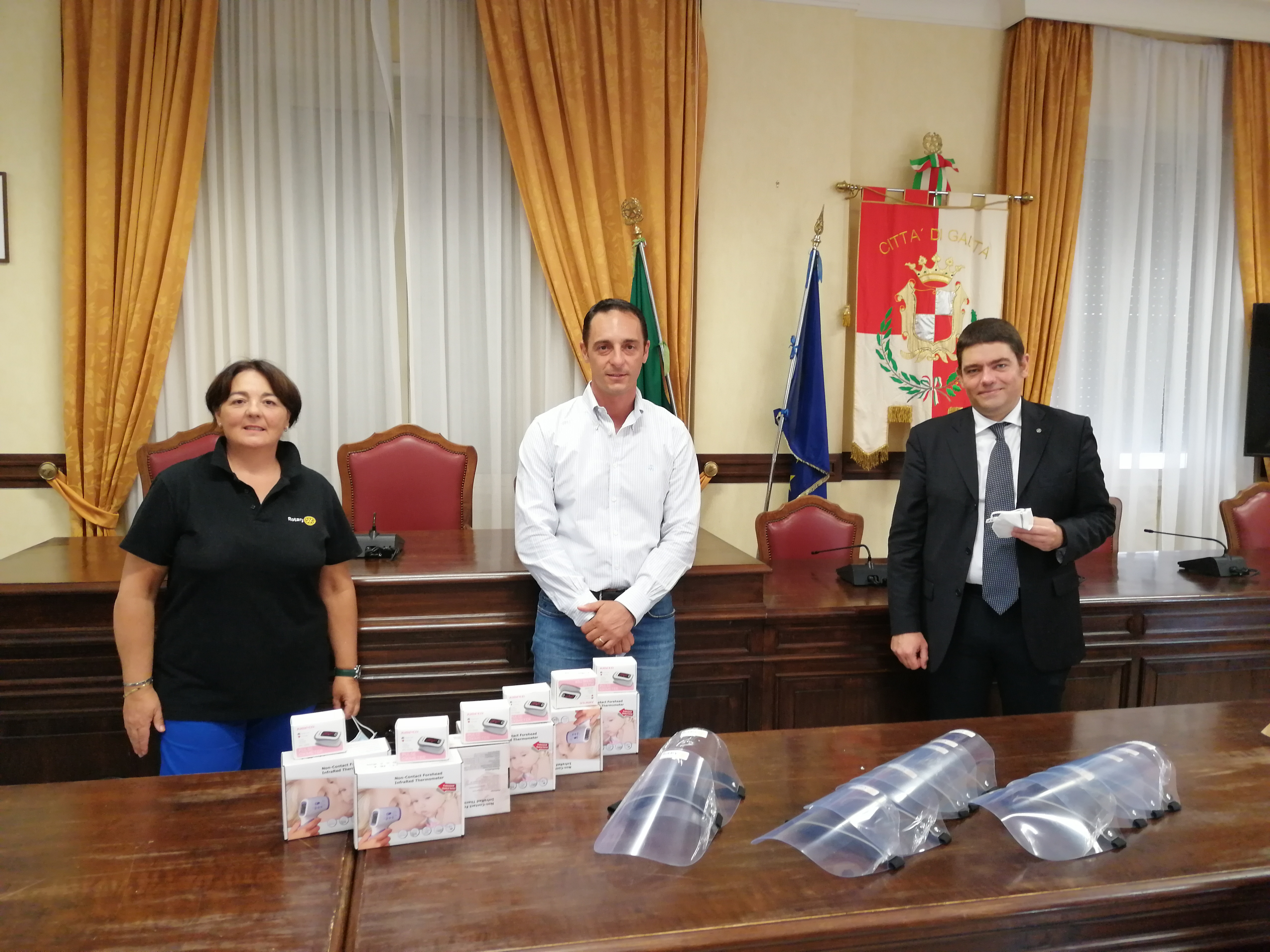 Il Club Rotary Formia-Gaeta dona dispositivi sanitari al Comune di Gaeta.