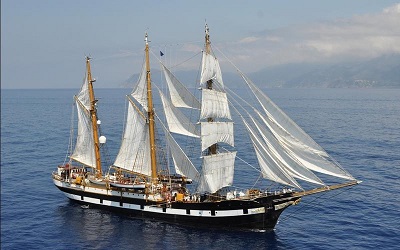 La Nave Scuola Palinuro a Gaeta ospita il Convegno "Gaeta, sulle rotte di Lepanto"     Aperta al pubblico fino  a domenica 25 giugno 