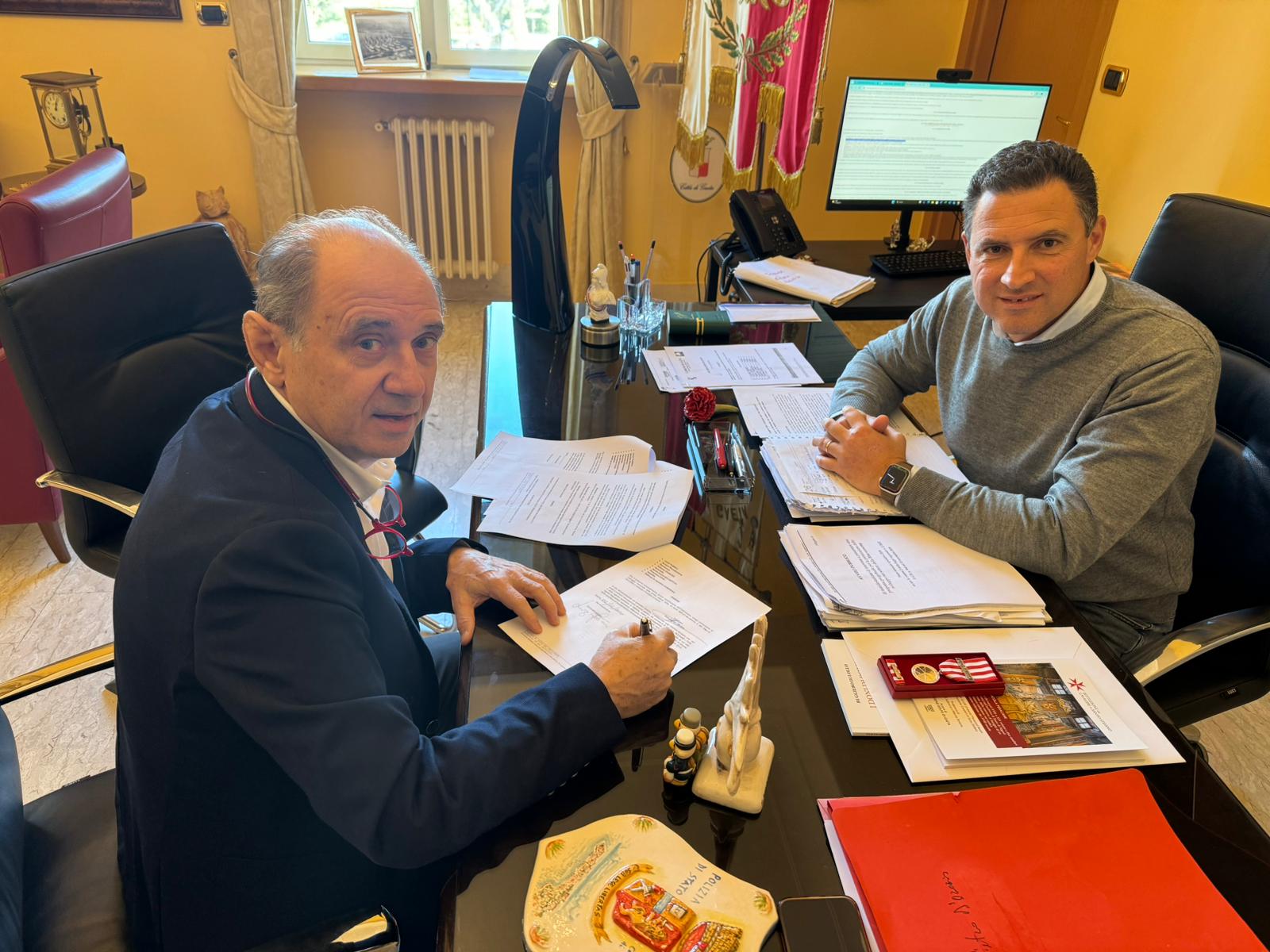 Luigi Gaetani nuovo assessore ai Lavori Pubblici. Subentra a Stefano Martone Luigi Gaetani nuovo assessore ai Lavori Pubblici. Subentra a Stefano Martone