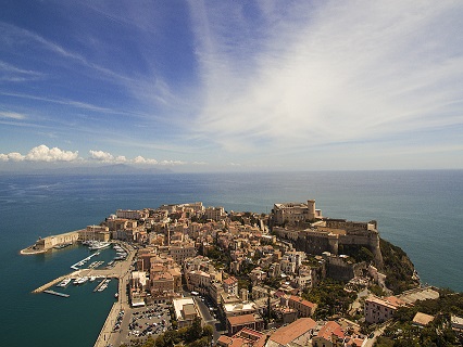 Sali a Borgo .... l'arrivo a Gaeta