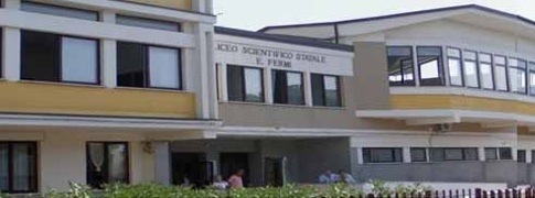Studenti del Liceo Fermi vincono il Mole Day Studenti del Liceo Fermi vincono il Mole Day