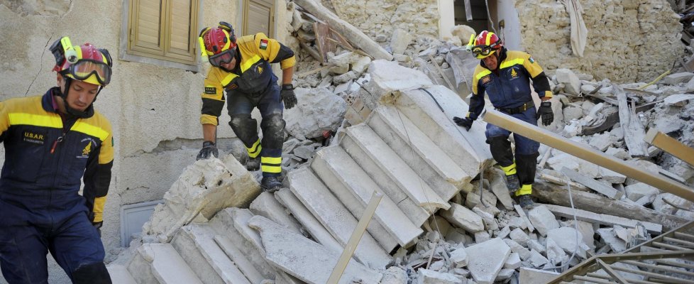 Terremoto in centro Italia, sindaco di Accumoli risponde a sindaco Mitrano