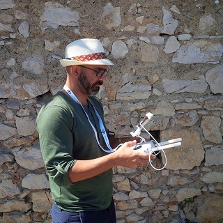 UMA: ciak, motore, azione Il cinema internazionale sceglie Gaeta UMA: ciak, motore, azione Il cinema internazionale sceglie Gaeta